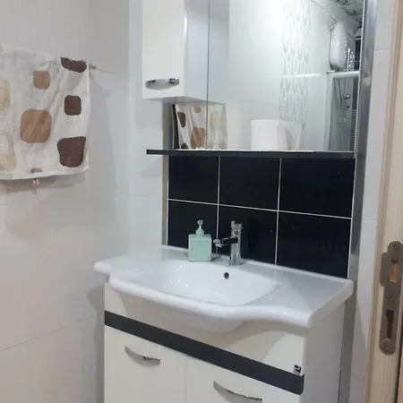Caglar Apart Apartment Side