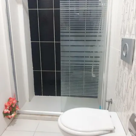 çağlar Apart *